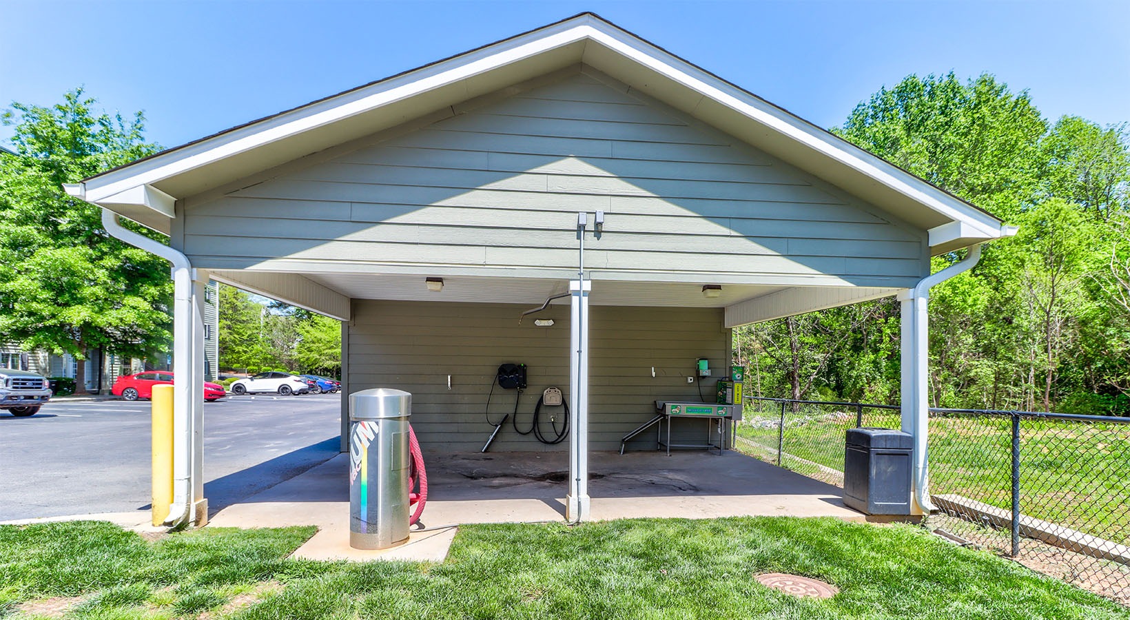 a pet wash area at The Pointe at Heritage in Wake Forest, NC